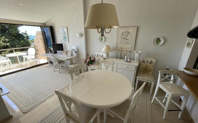 Fabulous 2 bedroom chalet with stunning views and