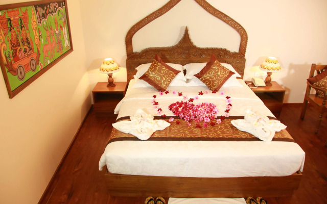 Gracious Bagan Hotel