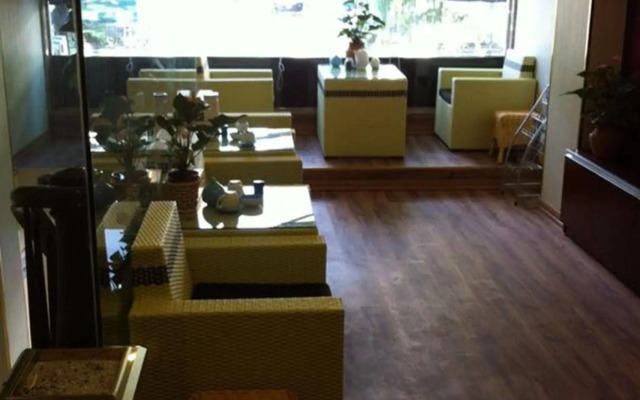 Mayfair Hotel Apartment Hanoi