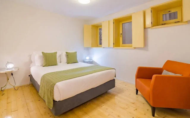 Charming 1-bedroom Apartment in Porto
