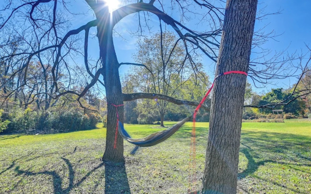 Near Downtown Cincinnati: Peaceful Retreat!