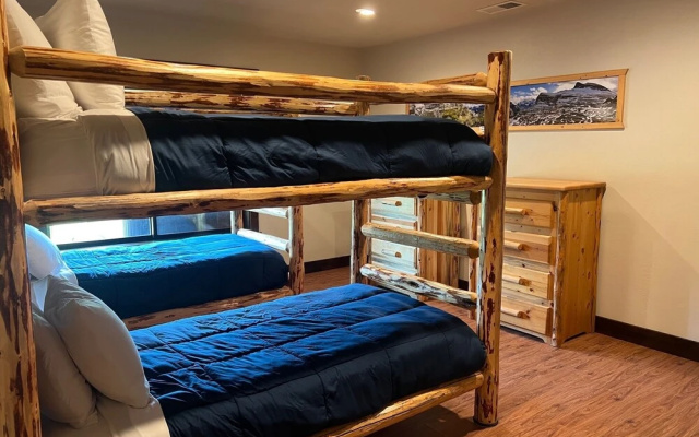 Glacier Homestead