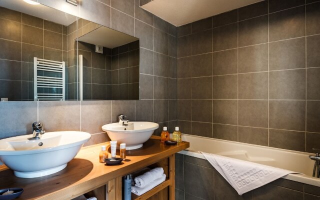 Modern Apartment in the Child-Friendly Ski Village Arc 1600