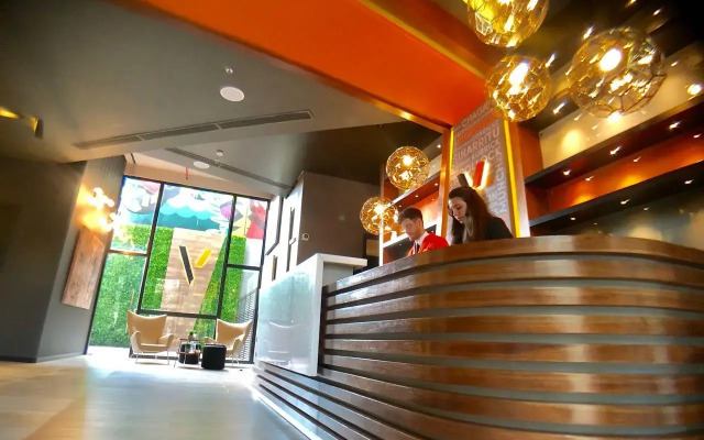 Five Hotel & Residences
