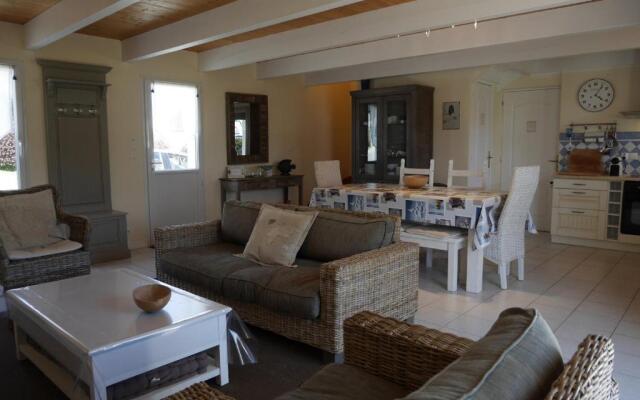 Maison Le Palais, 4 pièces, 6 personnes - FR-1-418-48