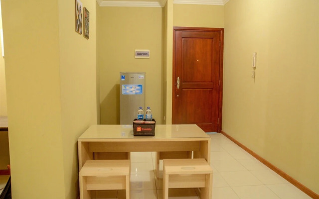 2 Bedrooms Grand Palace Apartment Kemayoran by Travelio