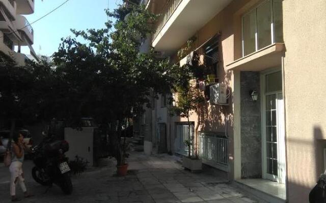 Mia's atelier, balcony to Acropolis