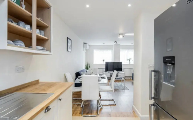 MPL Apartments - Queens Broadway F3