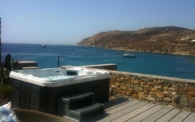 Sea Side Studios & Houses