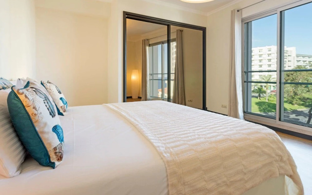 Rodamar I by An Island Apart