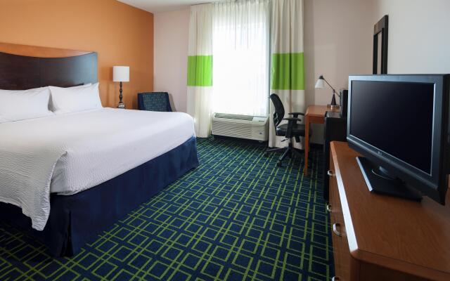 Fairfield Inn & Suites by Marriott Orlando at SeaWorld