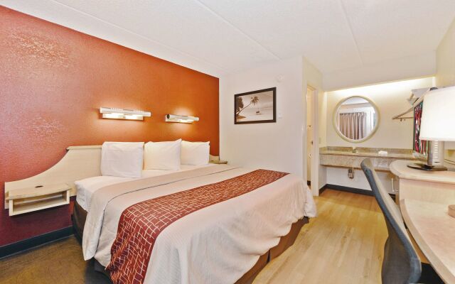 Red Roof Inn Tampa Fairgrounds – Casino