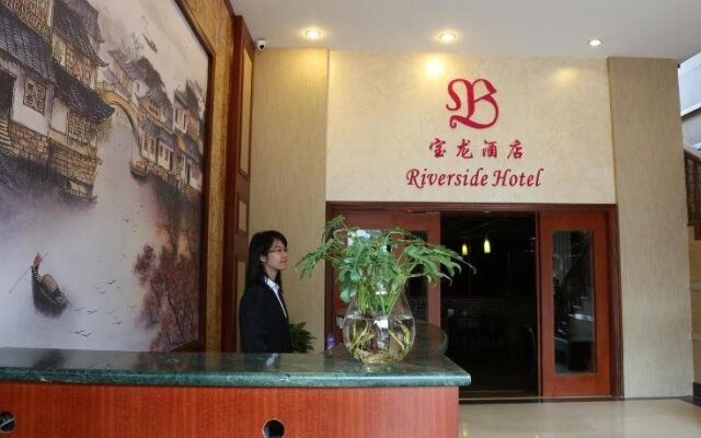 Riverside Hotel