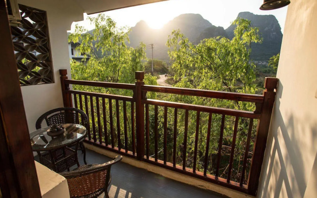 Guilin Lotus Hotel