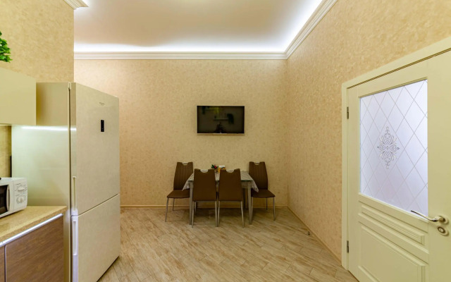 Апартаменты на улице Чкалова 75 (52/3)