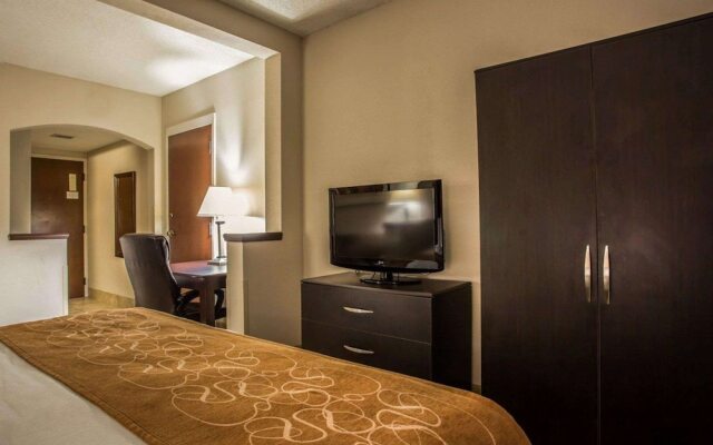 Comfort Suites