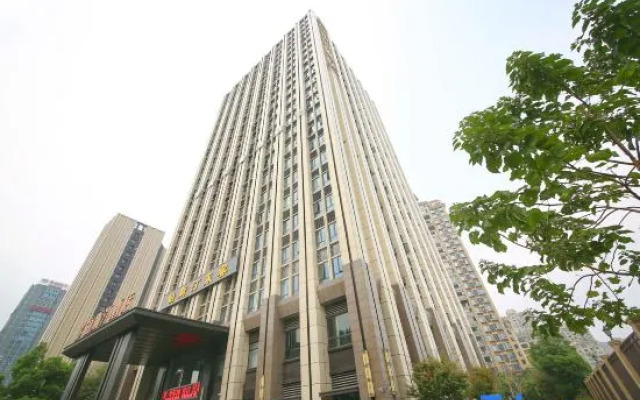 Wutong light luxury hotel (Yueyang high-speed rail station)