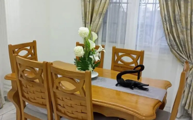 MH - Upper Floor Apart