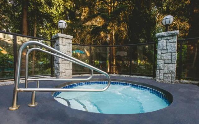 Summit Lodge Boutique Hotel
