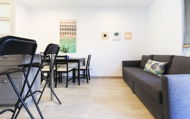 Almirante Balcony by Homing