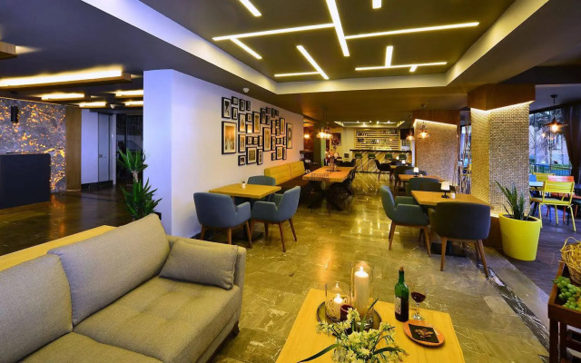 Prince Apart Hotel