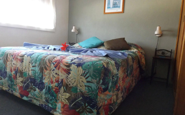 Surfside Holiday Apartments