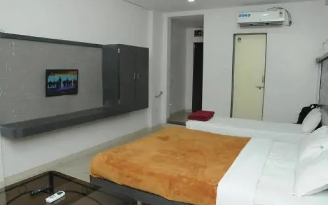 Hotel Tanwani