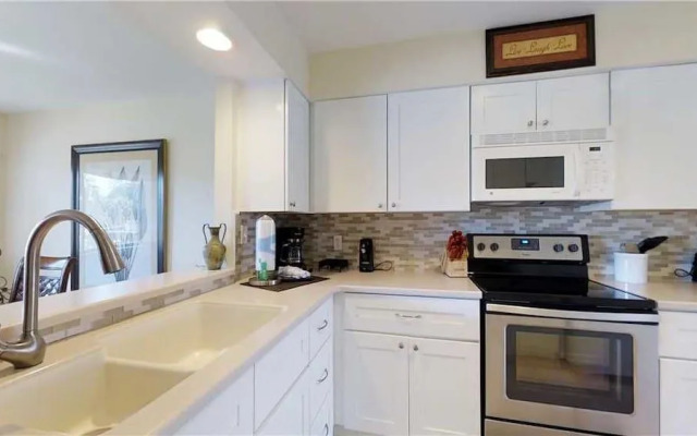 Inverness Village 919 by RedAwning