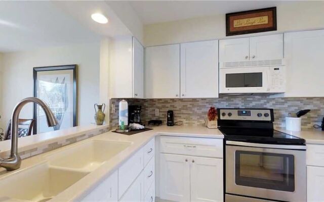 Inverness Village 919 by RedAwning