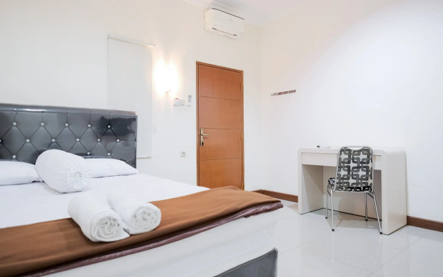 Wisma Delapan