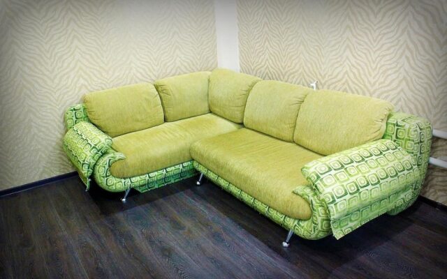 Dobrye Sutki Apartment on Merlina 20