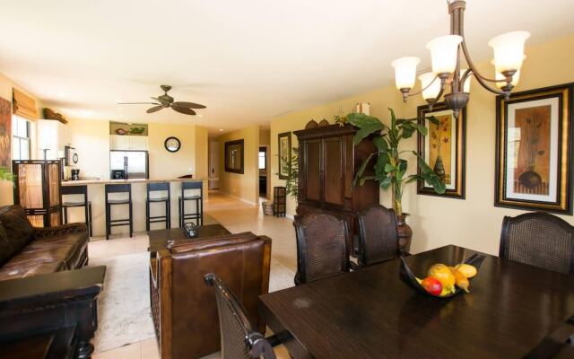 Classy artsy ocean-view unit near pool at Pacifico in Coco sleeps 6