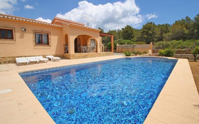 Apartment with pool, quiet in Alicante