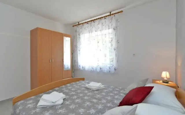 Welcoming Apartment With Garden