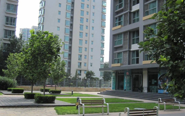Rich & Young Seasons Park Service Apartment