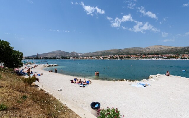 Apartments & Rooms Žaja