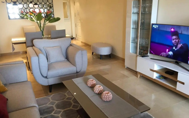 Flamingo Apartment Coto Real La Duquesa