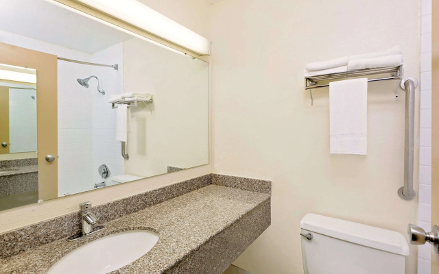 Wyndham Garden Dallas North