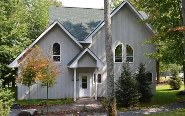 Port Cunnington Lodge