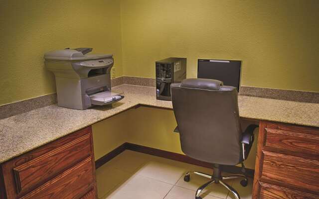 La Quinta Inn & Suites by Wyndham Alice