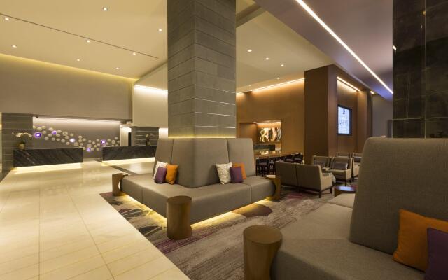 Loews Hollywood Hotel