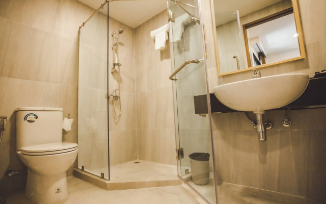 B2 Amata Nakorn Premier Hotel