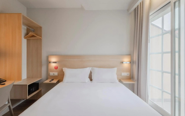 Moov Hotel Porto Centro