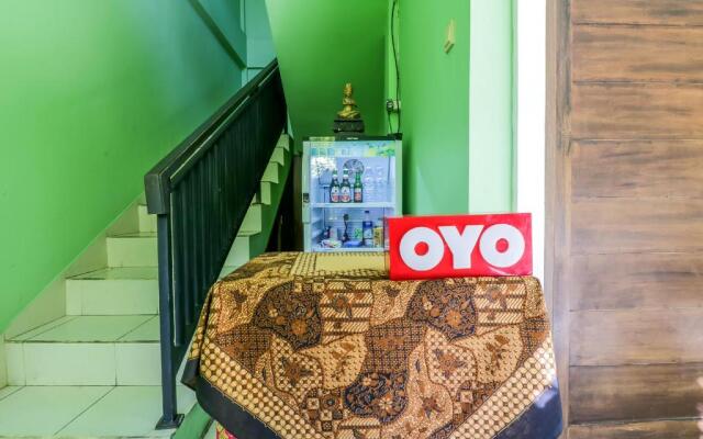 OYO 2456 Purnama House Kuta