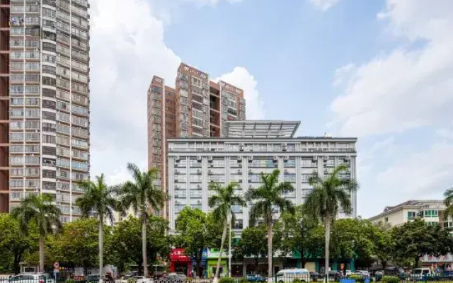 HanTing Hotel (Haikou East Railway Station Fengxiang East Road)