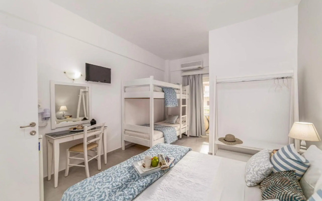 Roxani Hotel