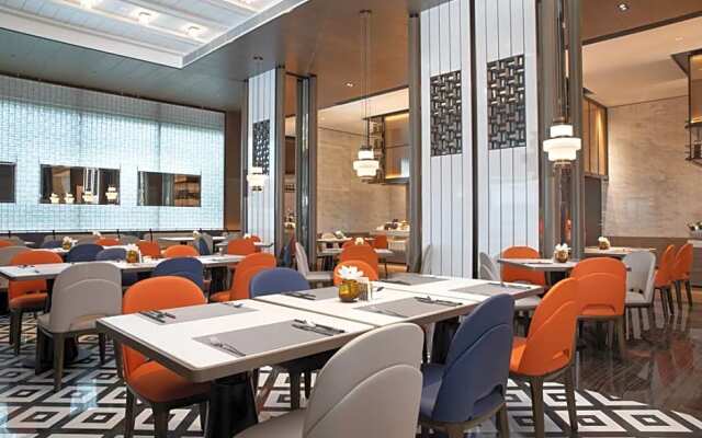 Hampton by Hilton Shantou Railway Station