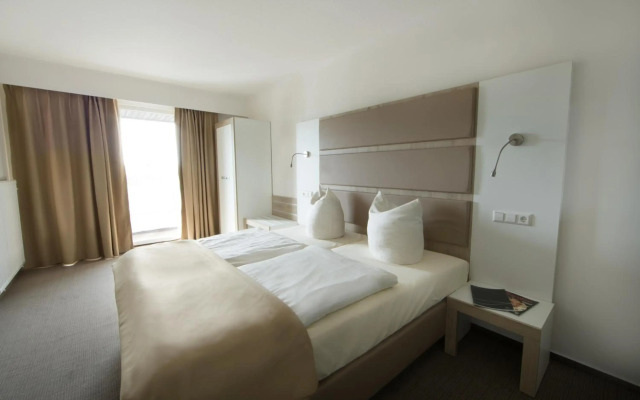 Confour Hotel