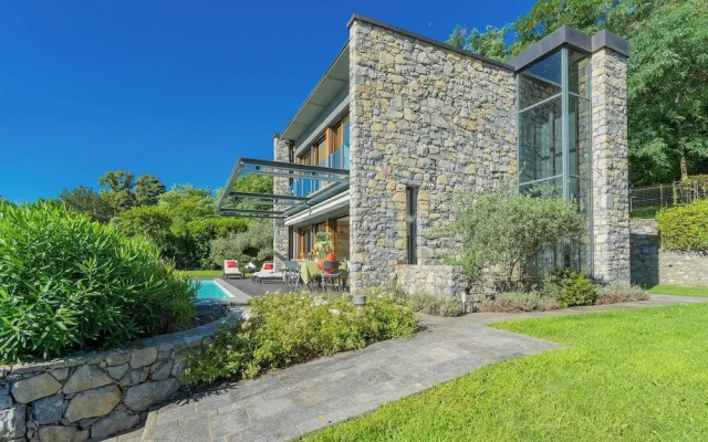 Villa Infinity by Rent all Como