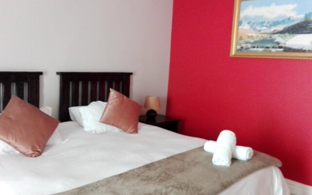 Cascades Guesthouse And Apartments